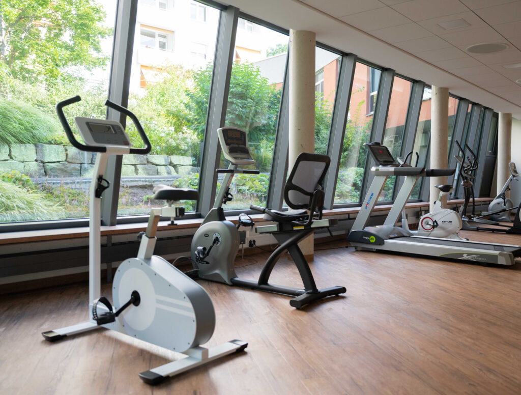 Aktiv im Fitnessraum des Wohnstifts Rathsberg zu mehr Aktivität und Vitalität